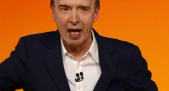 Benigni, incidente in gommone: la caduta rovinosa e il comunicato dell’ospedale